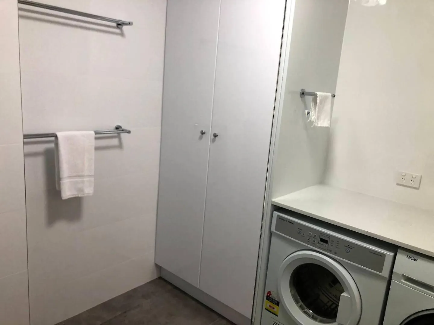 West Beach Lagoon 123 - Location & Views!!! Perth Apartment